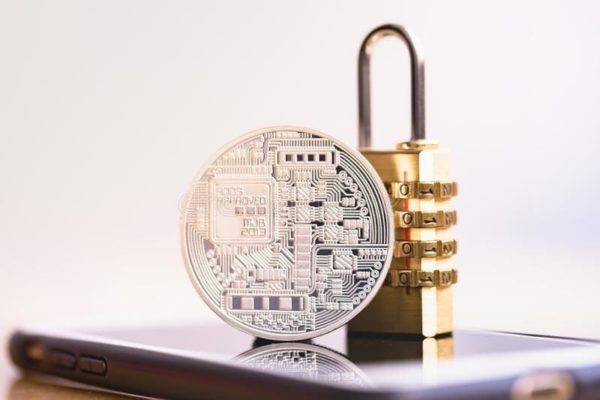 Мошенничества с криптовалютой. Обзор от биткоин миксер mixero.money