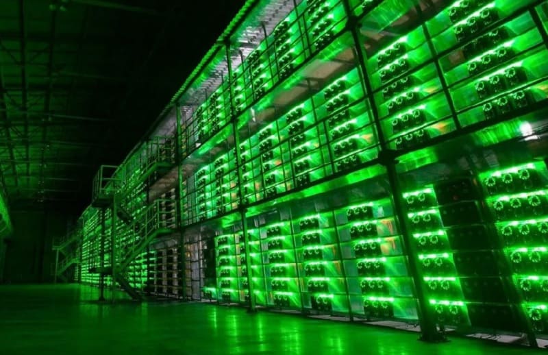 Манинговая ферма. Изображение к статье биткоин миксер mixero.money 'Сложность майнинга биткоинов'