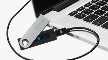 Ledger hardware wallet. A review by a Bitcoin mixer: mixero.money